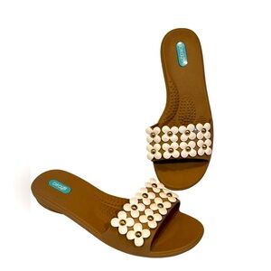 Oxo Women's Brown Sandals with Cream Floral Design
